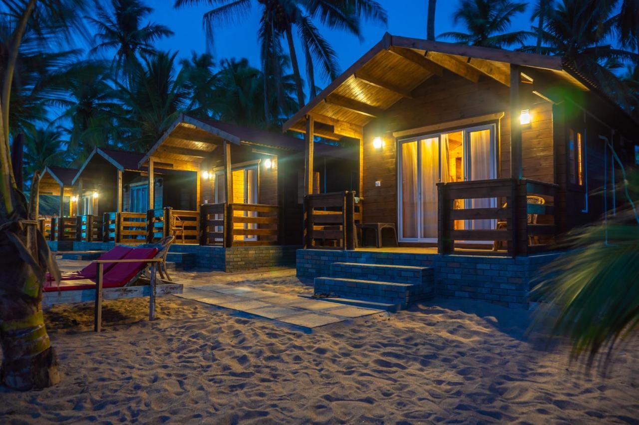 Vista Praia Beach Resort อันจูนา ภายนอก รูปภาพ