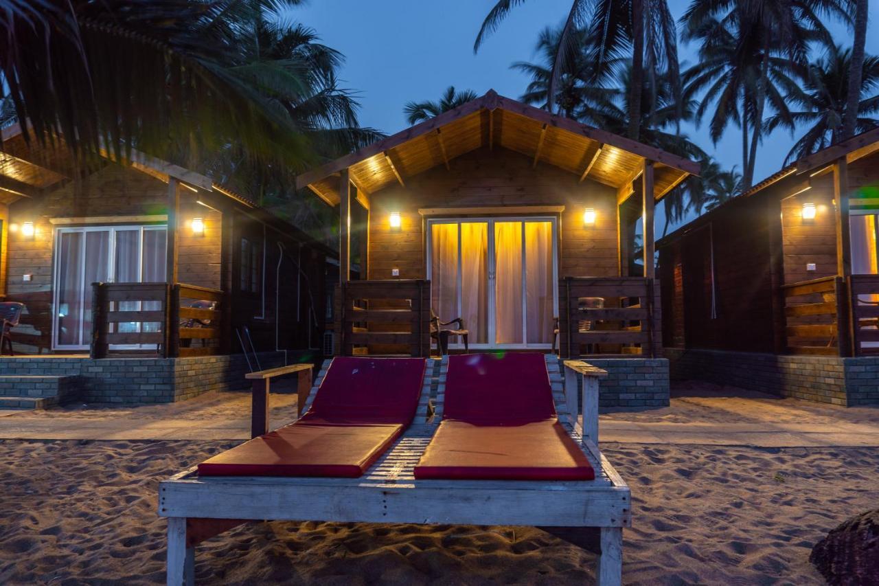 Vista Praia Beach Resort อันจูนา ภายนอก รูปภาพ