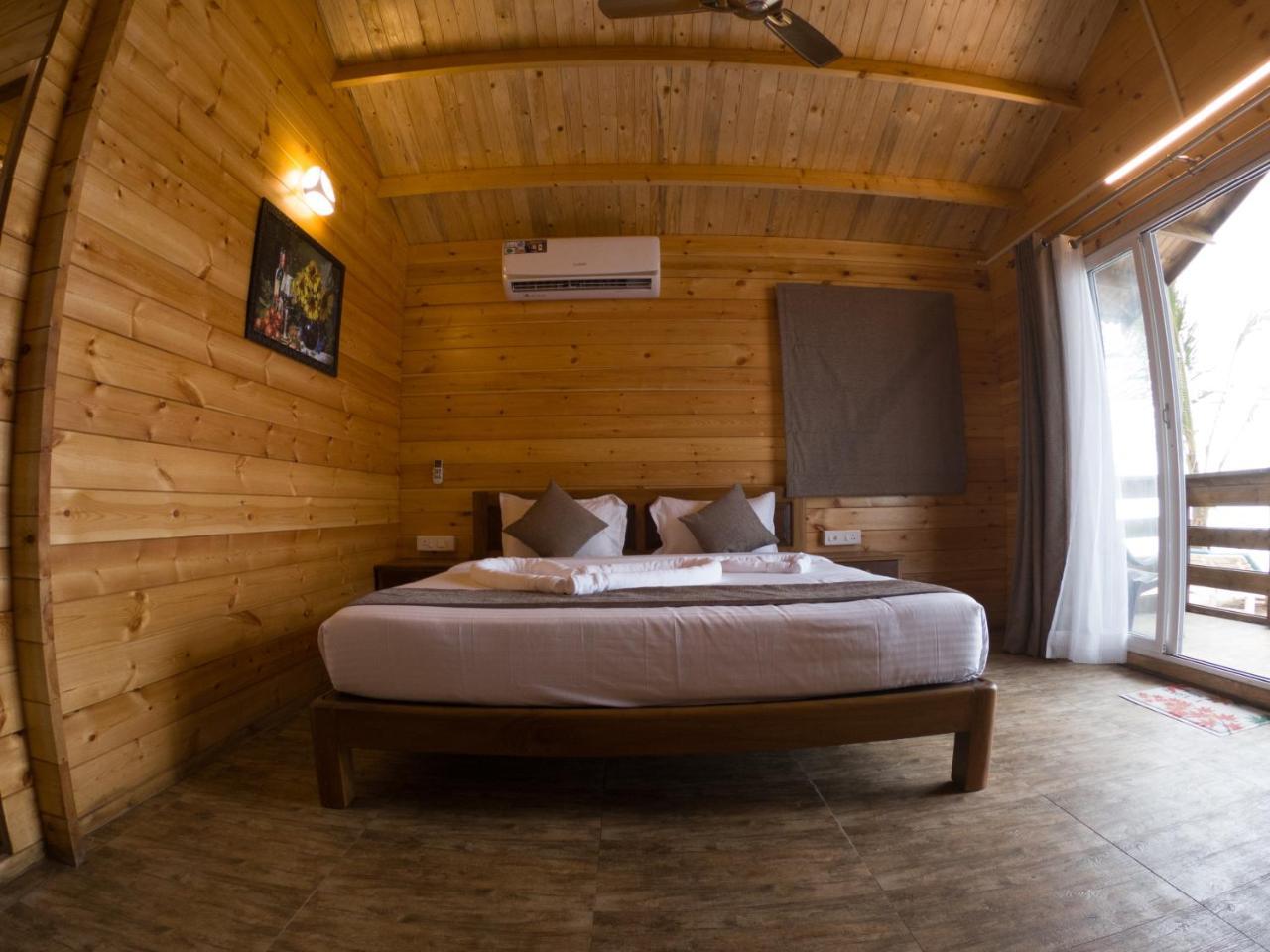Vista Praia Beach Resort อันจูนา ภายนอก รูปภาพ